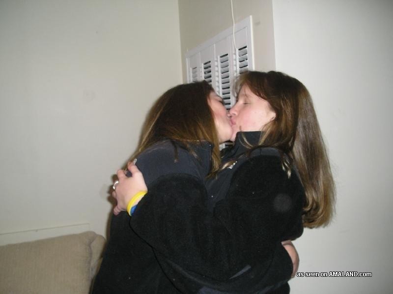 Compilation of amateur lesbo lovers in hot liplock #77028370