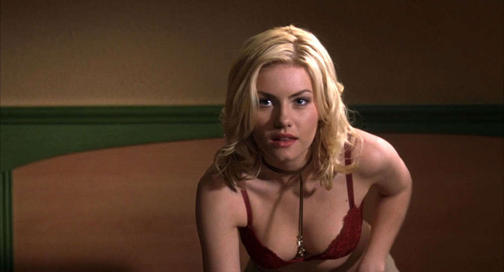 Elisha Cuthbert che espone il culo in perizoma e il corpo in reggiseno
 #75368685