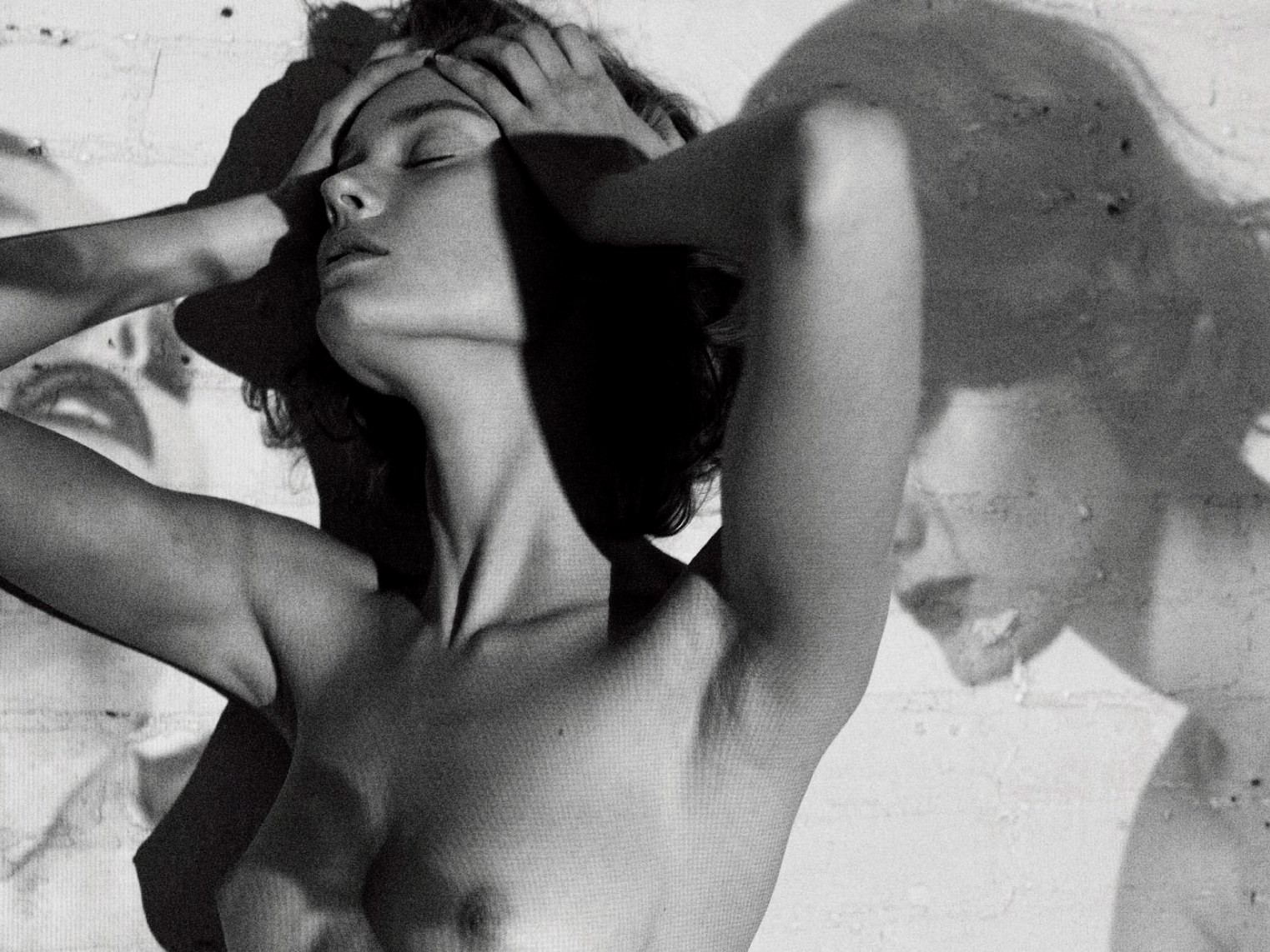 Monika jagaciak completamente nuda in un photoshoot di johan lindeberg 2015
 #75160673