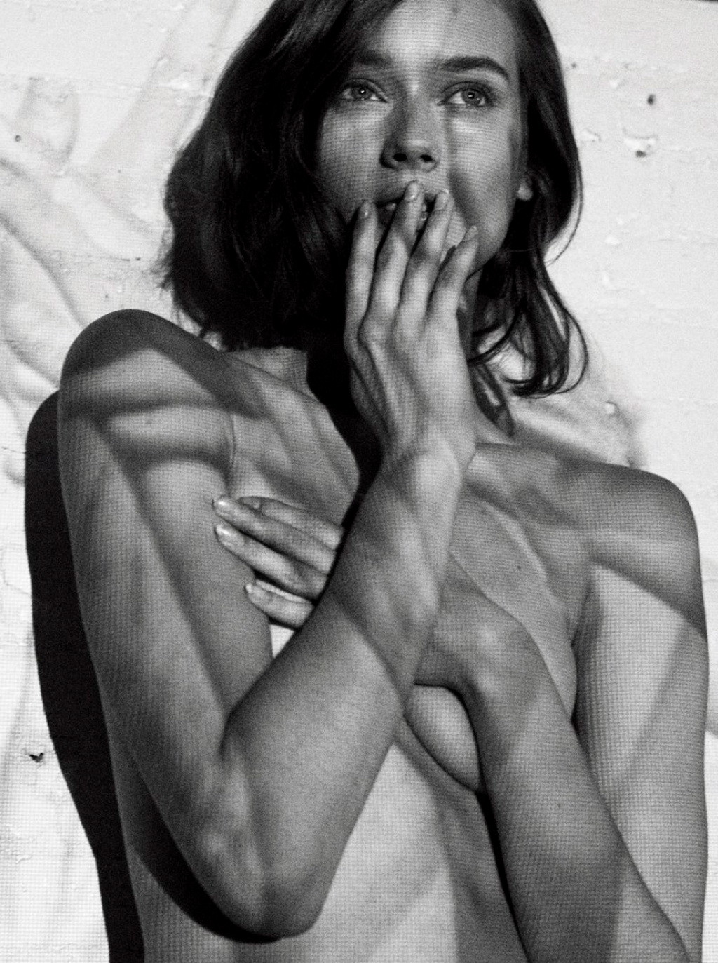 Monika jagaciak completamente nuda in un photoshoot di johan lindeberg 2015
 #75160729