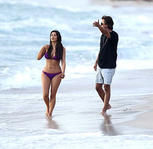 Kim Kardashian exposing huge boobs and sexy ass in bikini #75273300