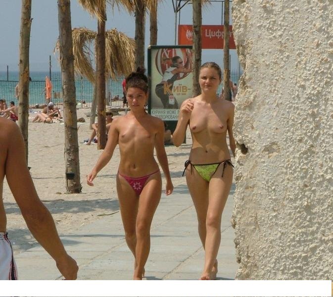 Attenzione - foto e video di nudisti incredibili
 #72275785