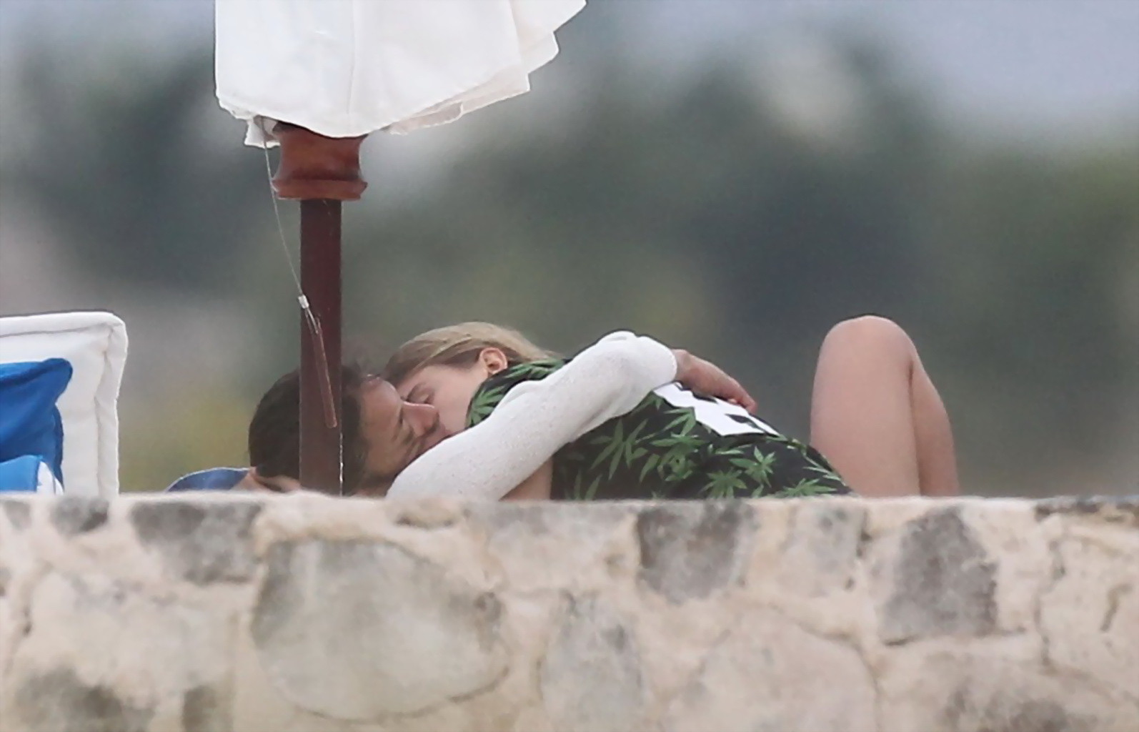 Michelle Rodriguez and Cara Delevingne cuddling and groping on the beach #75200931
