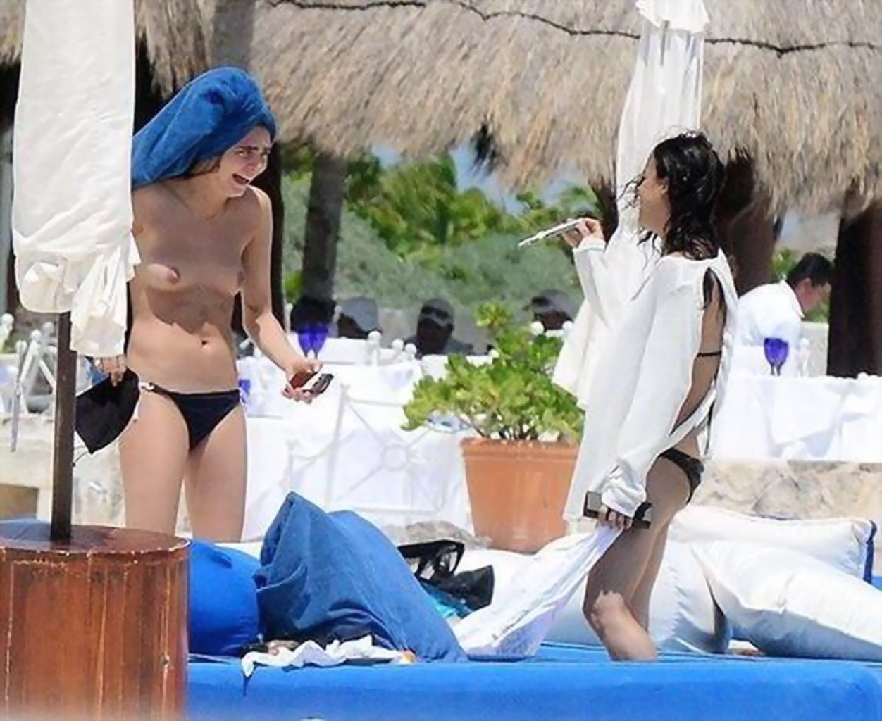 Michelle Rodriguez and Cara Delevingne cuddling and groping on the beach #75200984