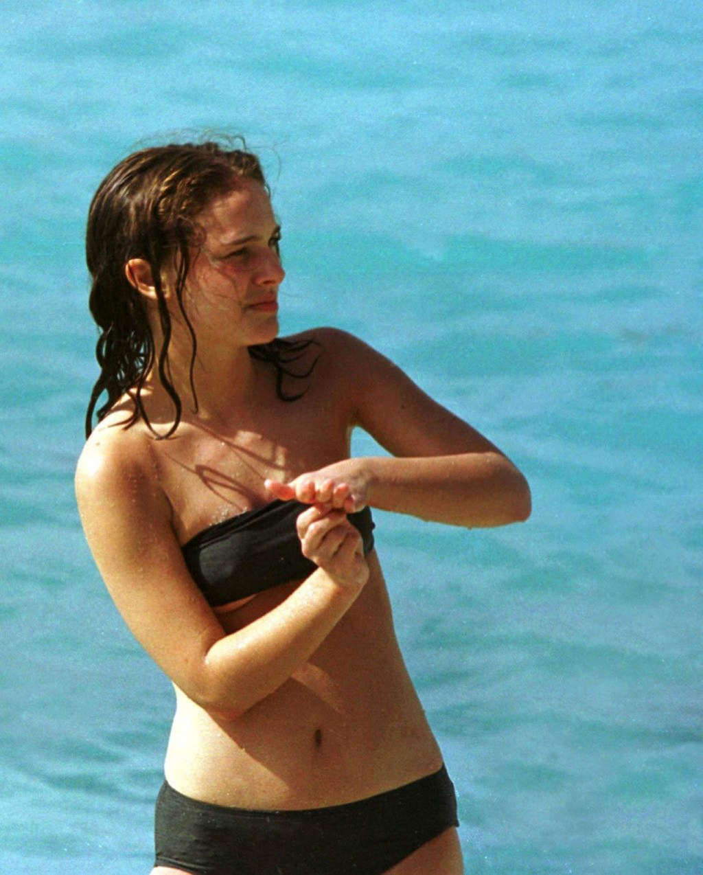 Natalie Portman showing her body in topless on beach #75375591