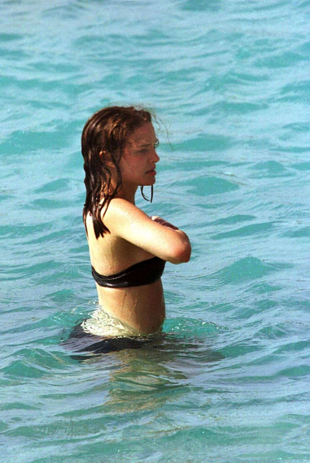 Natalie portman montrant son corps en topless sur la plage
 #75375632