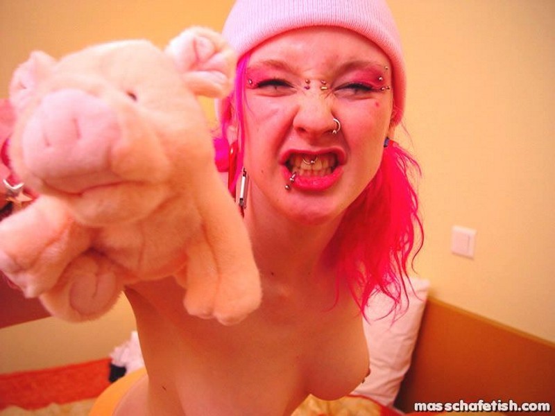 Naughty pink haired goth girl Masscha punishes her bedroom toy #72836666