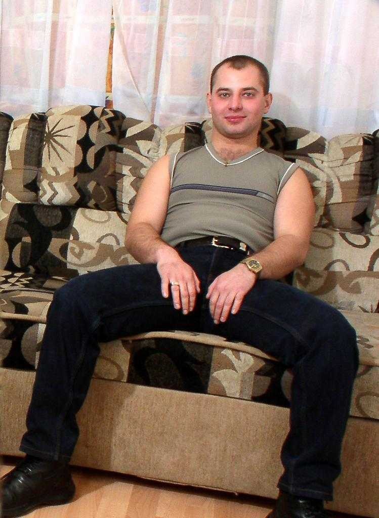 Horny gay bear loves to striptease and pose naked on couch #76992644