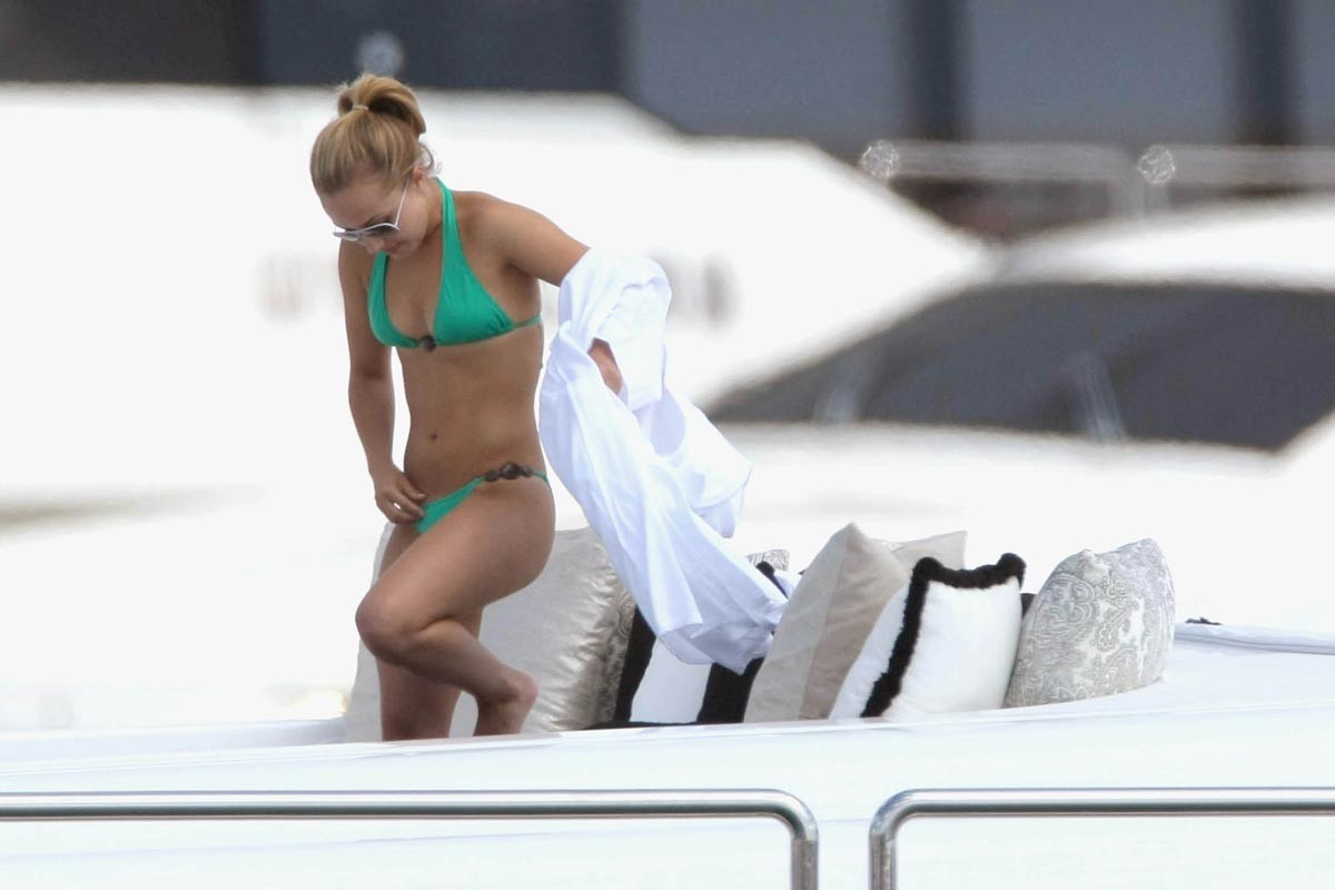 Hayden panettiere a un cul absolument incroyable en bikini
 #75395253