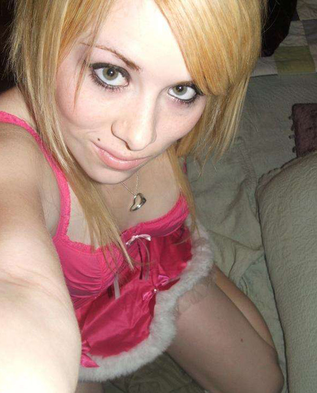 Amateur blonde teen babe #77106280