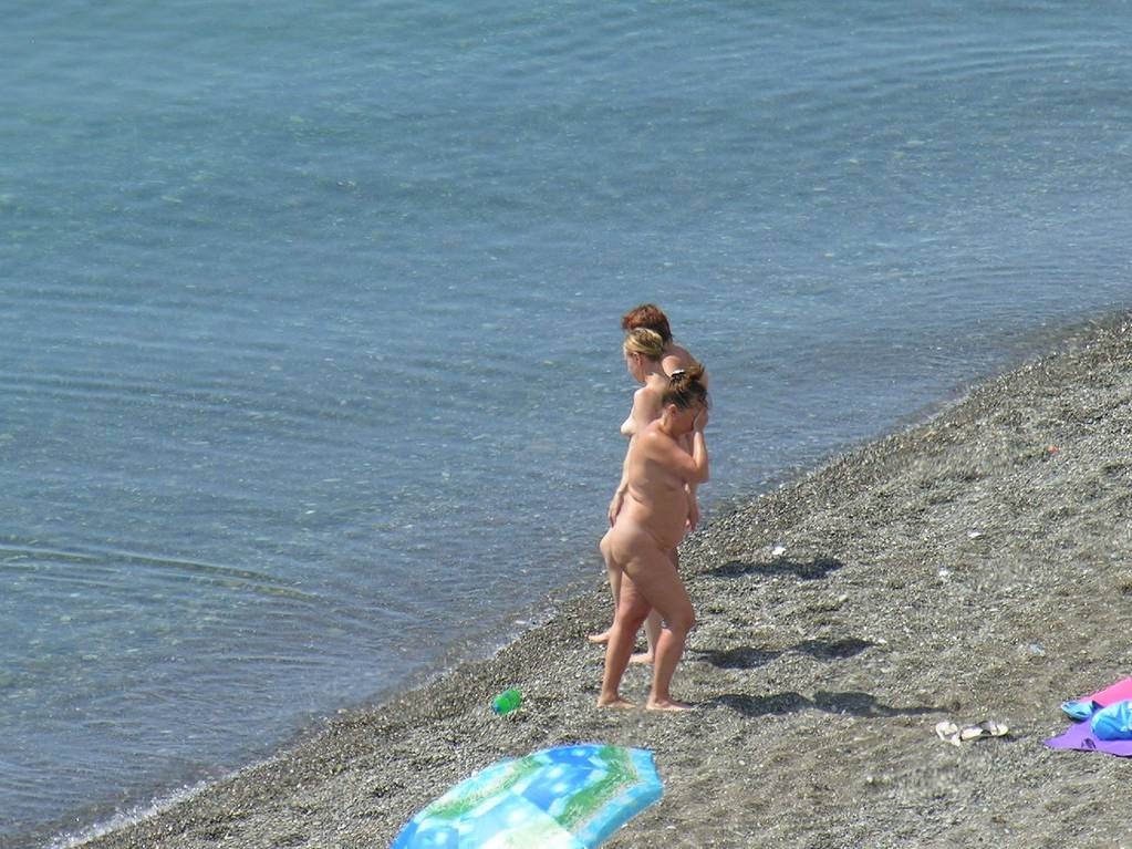 Avertissement - photos et vidéos de nudistes réels et incroyables
 #72266510