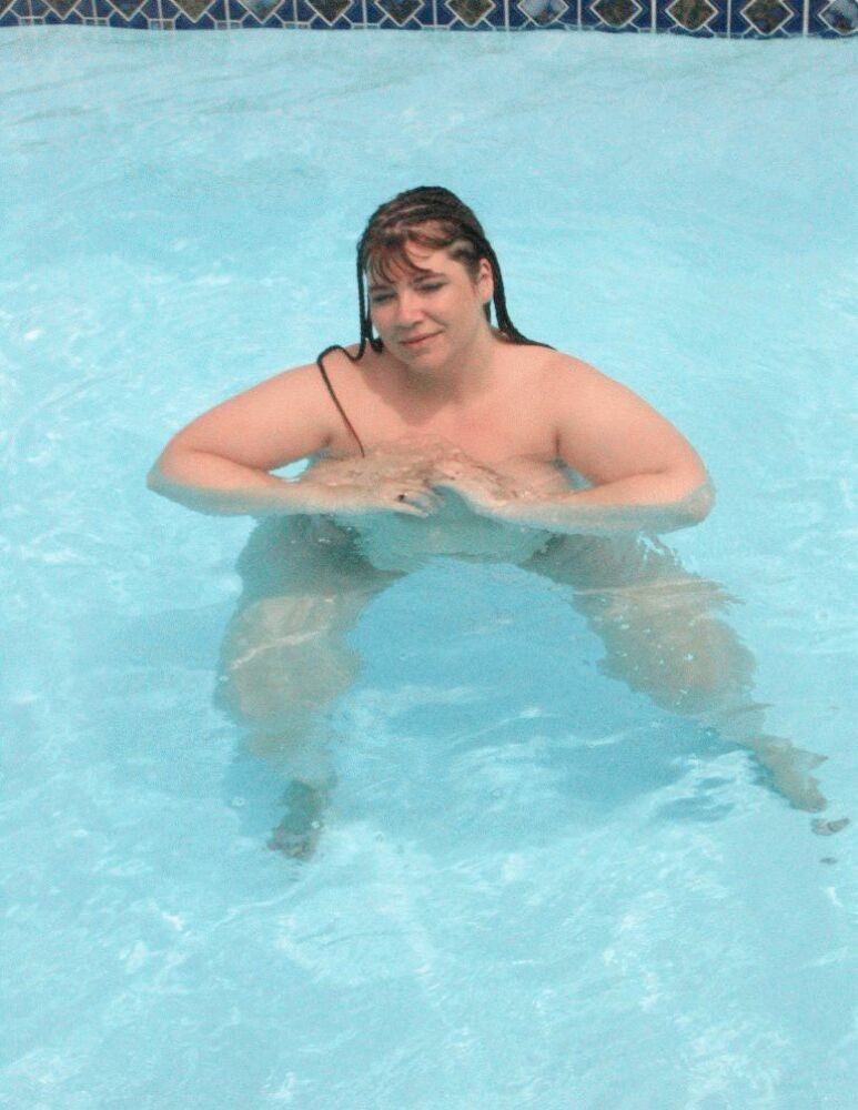 Teenie bbw gfs posando para la galería de fotos 13
 #75506118