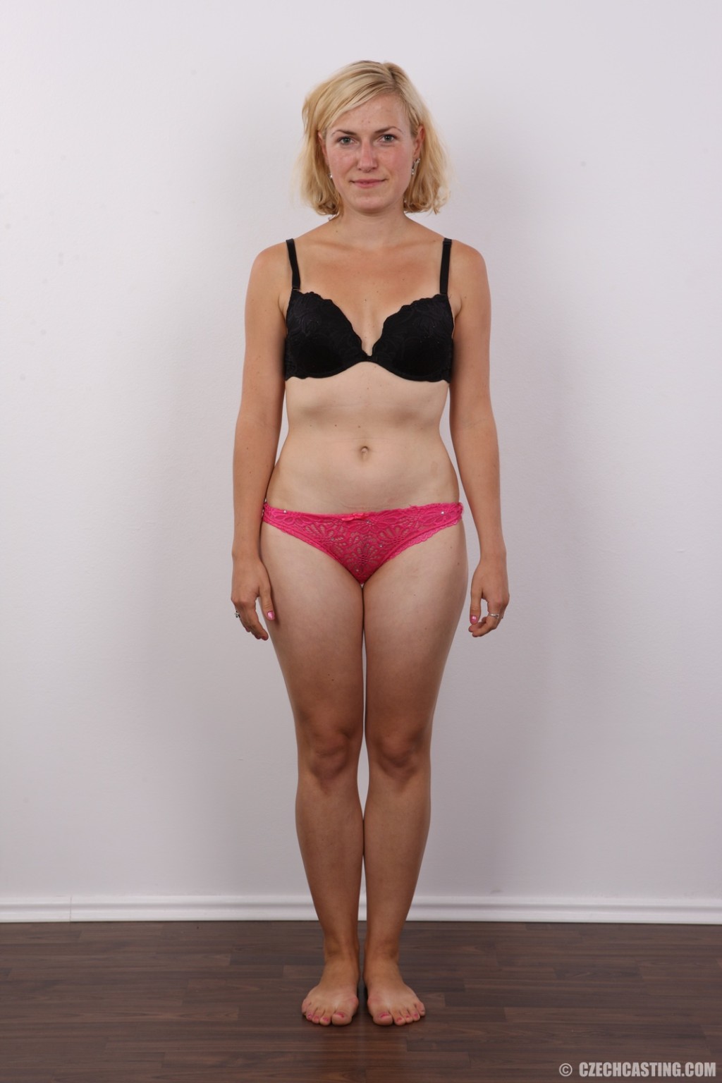 Femme mature en séance de casting
 #67114023