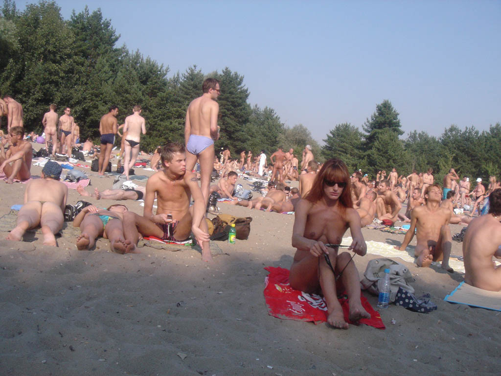 Everyone is staring at these gorgeous nudist teens #72252160