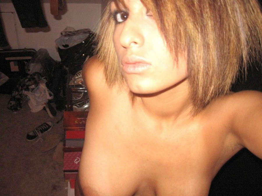 Mirror chick selfshooting part 2 #75730609