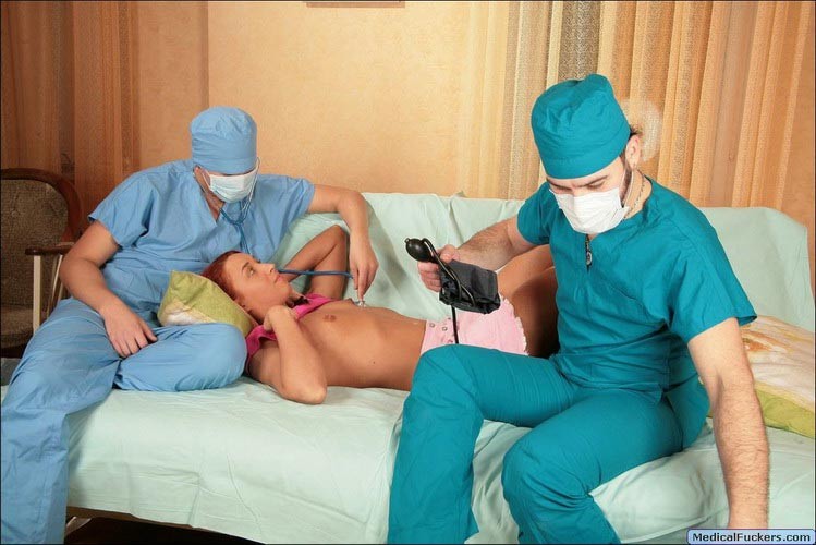 Lovely young amateur babe getting double fucked by two doctors #72860317