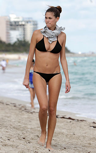 Melissa Satta shows its handy body in swimwear #75357435