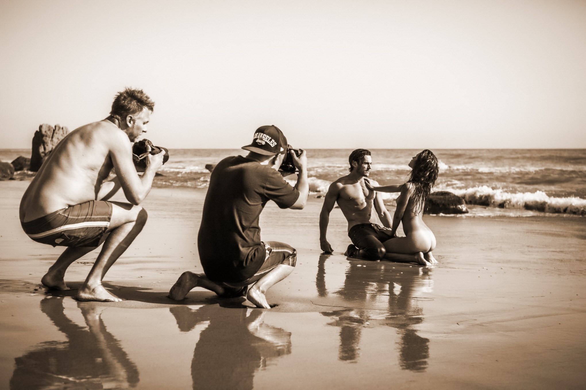 Jehane gigi paris totalmente desnuda acariciando en la playa photoshoot por steve shaw
 #75181189