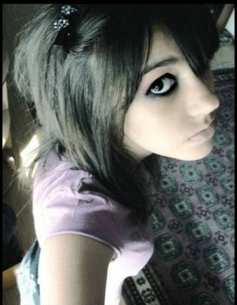 Emo and goth gfs posing and selfshot pics 5 #67715641