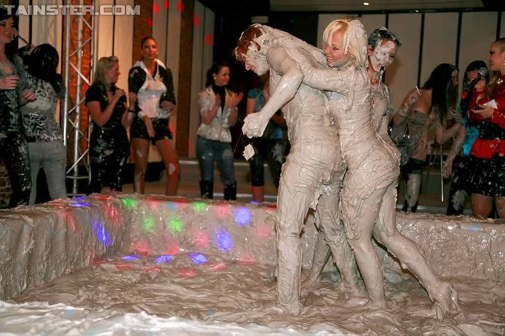 Babes wrestling in the mud #73240570