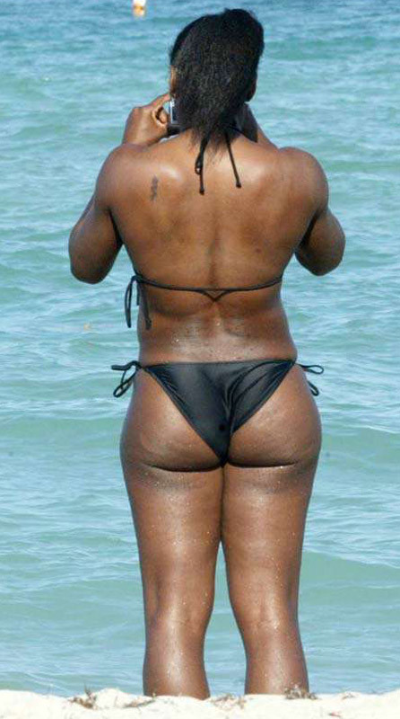 Serena Williams showing her big round butt #75398511