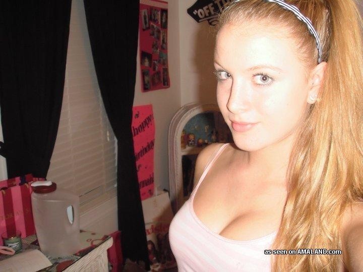 Galería de sexy hotties amateurs posando
 #75694122