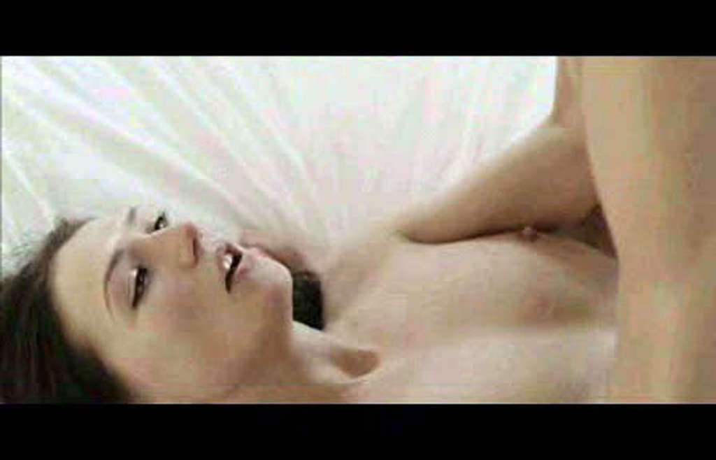 Carice van Houten zeigt ihre Titten und ihren Arsch in einer Nacktfilmszene
 #75355726