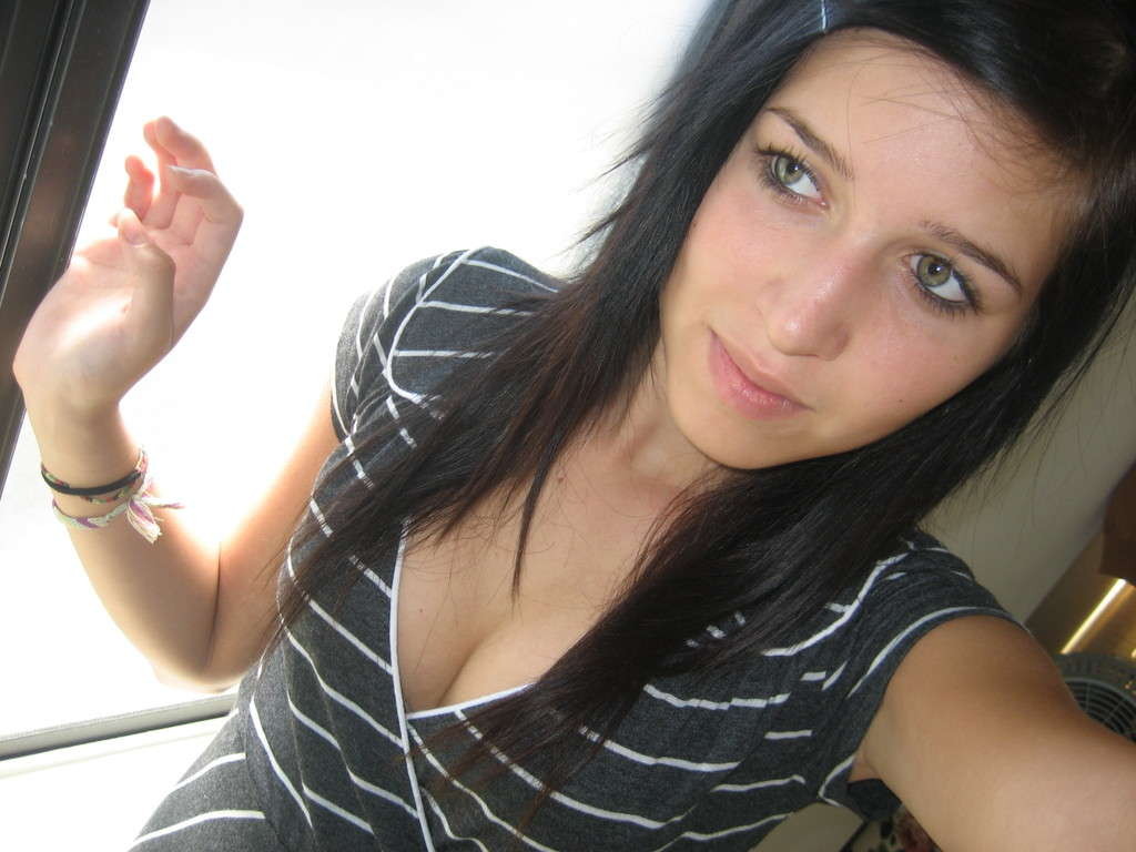 Photos of a dark-haired amateur chick #75706733