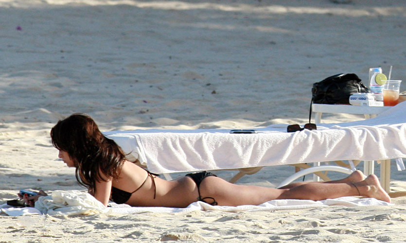 Nicole Richie thong slip and bikini beach paparazzi pictures #75440647