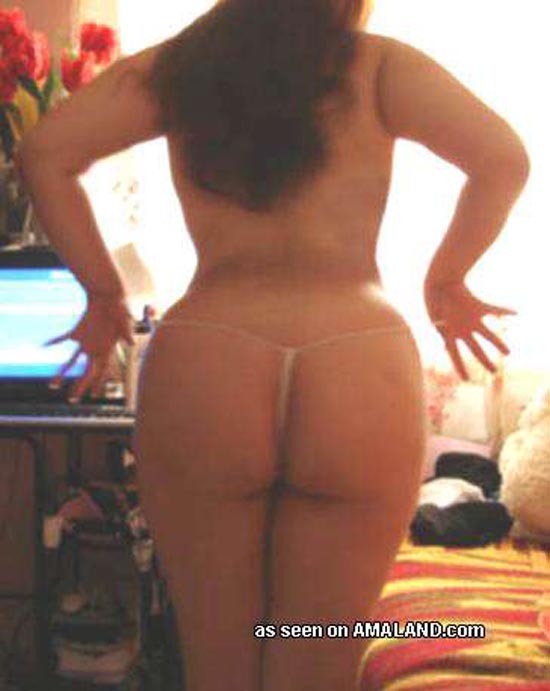 Anonimo bruna hottie mostrando il suo culo sexy
 #71532883