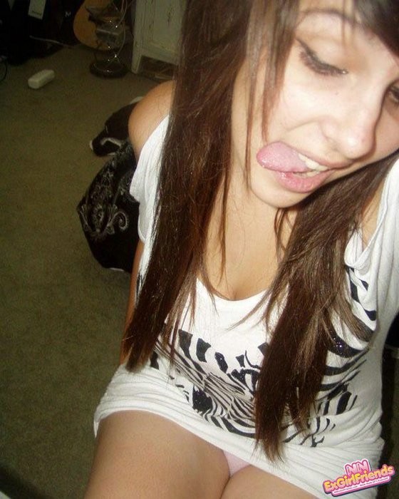 Prüfen Sie meine Exfreundin
 #79384075