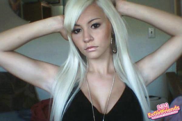 Prüfen Sie meine Exfreundin
 #79384137