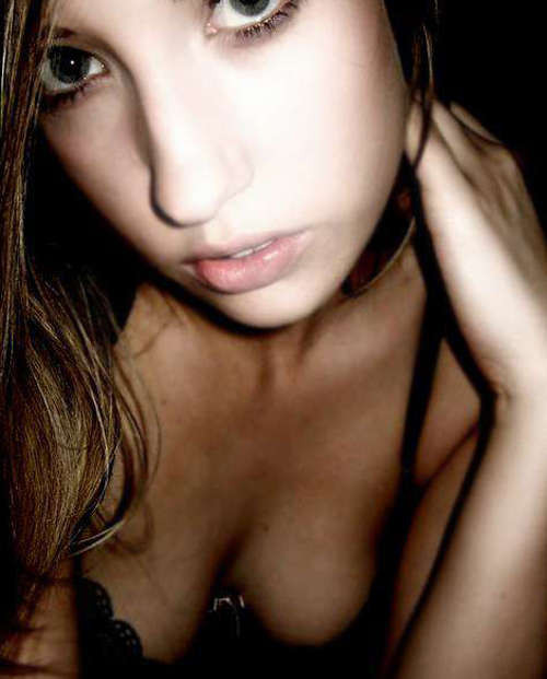 Fotos de una novia que se autodispara
 #75720700