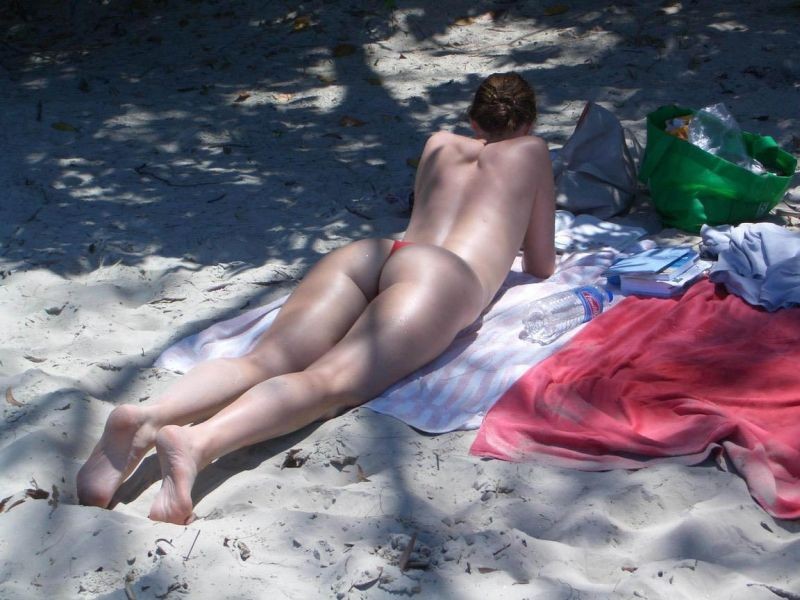 Avertissement - photos et vidéos de nudistes réels et incroyables
 #72275610