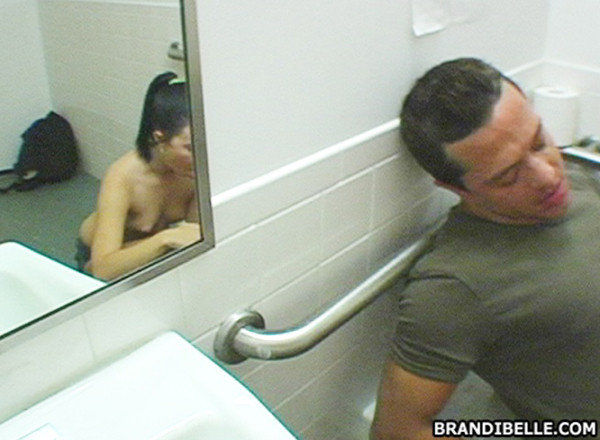 brandi belle giving a head in gastation bathroom-amateur teen #78582131