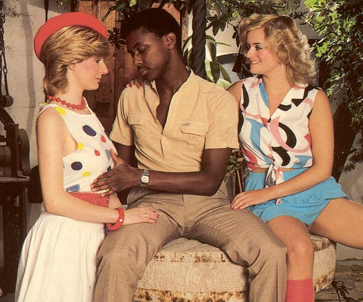 Black dude fucking two seventies chiquitas #73442469