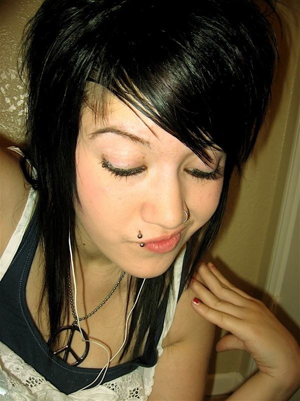 Tattooed emo teen girlfriends pose in homemade pix #79428674