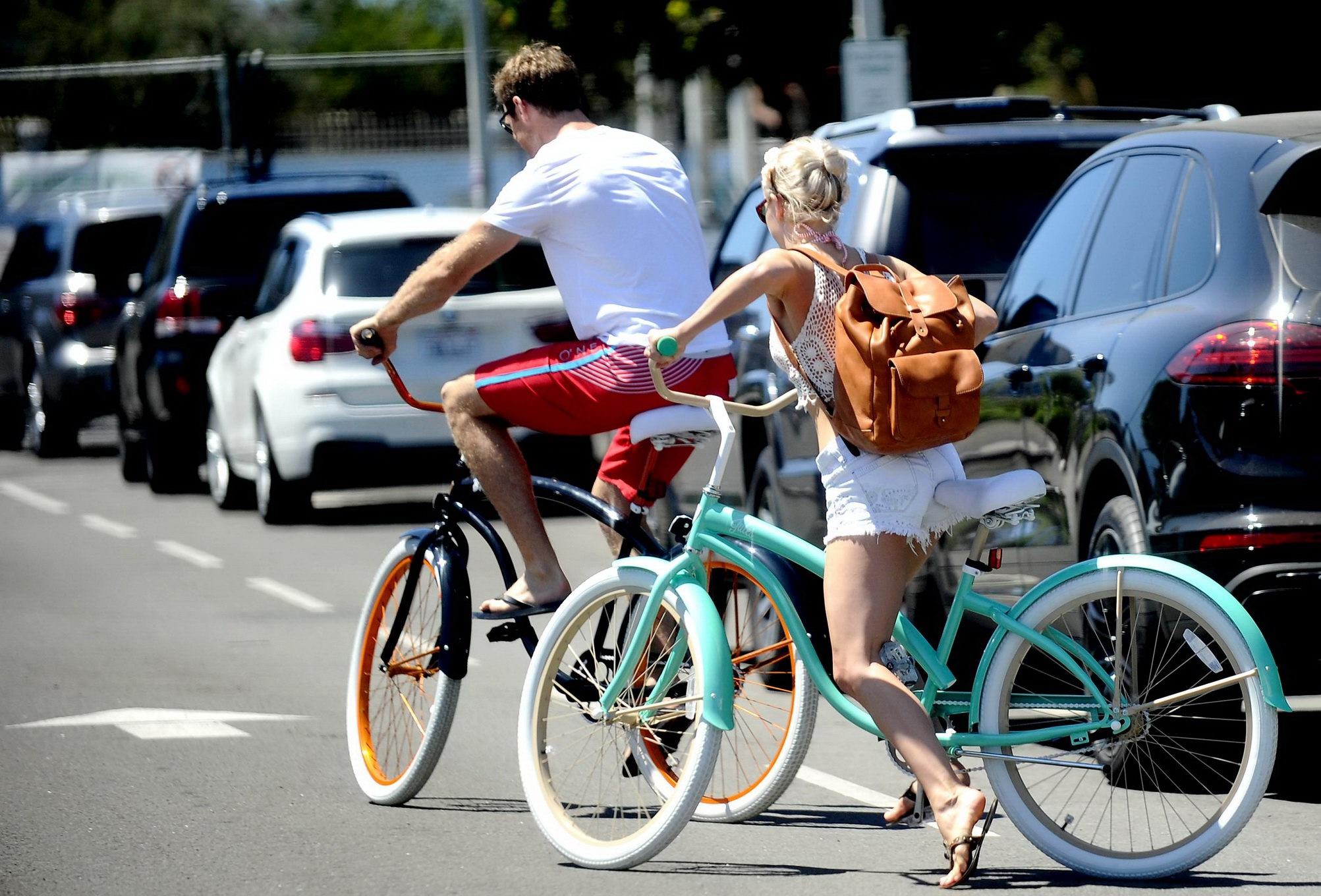 Julianne hough en bikini en manhattan beach
 #75153257