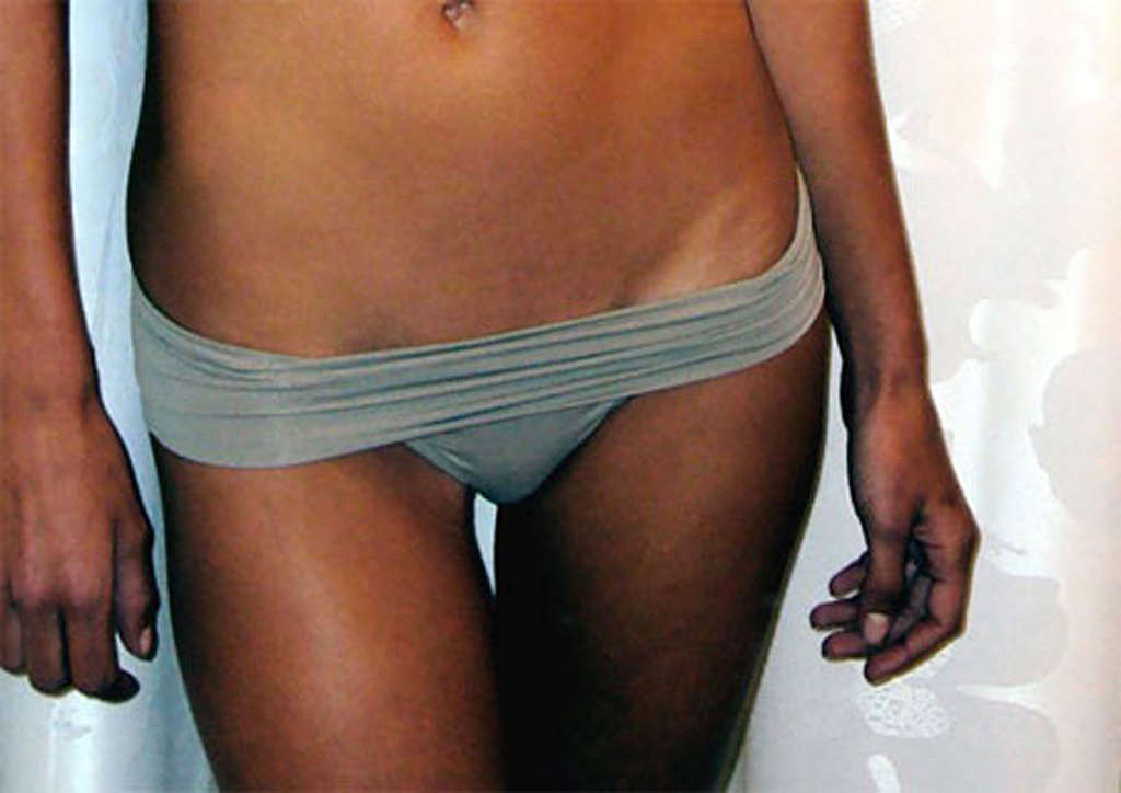 Alessandra ambrosio zeigt extrem sexy Arsch und heißen Körper
 #75363873