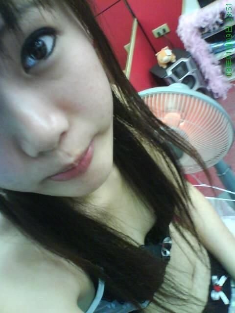 Hanh doing cosplay and stripping for the camera in her room #68460172