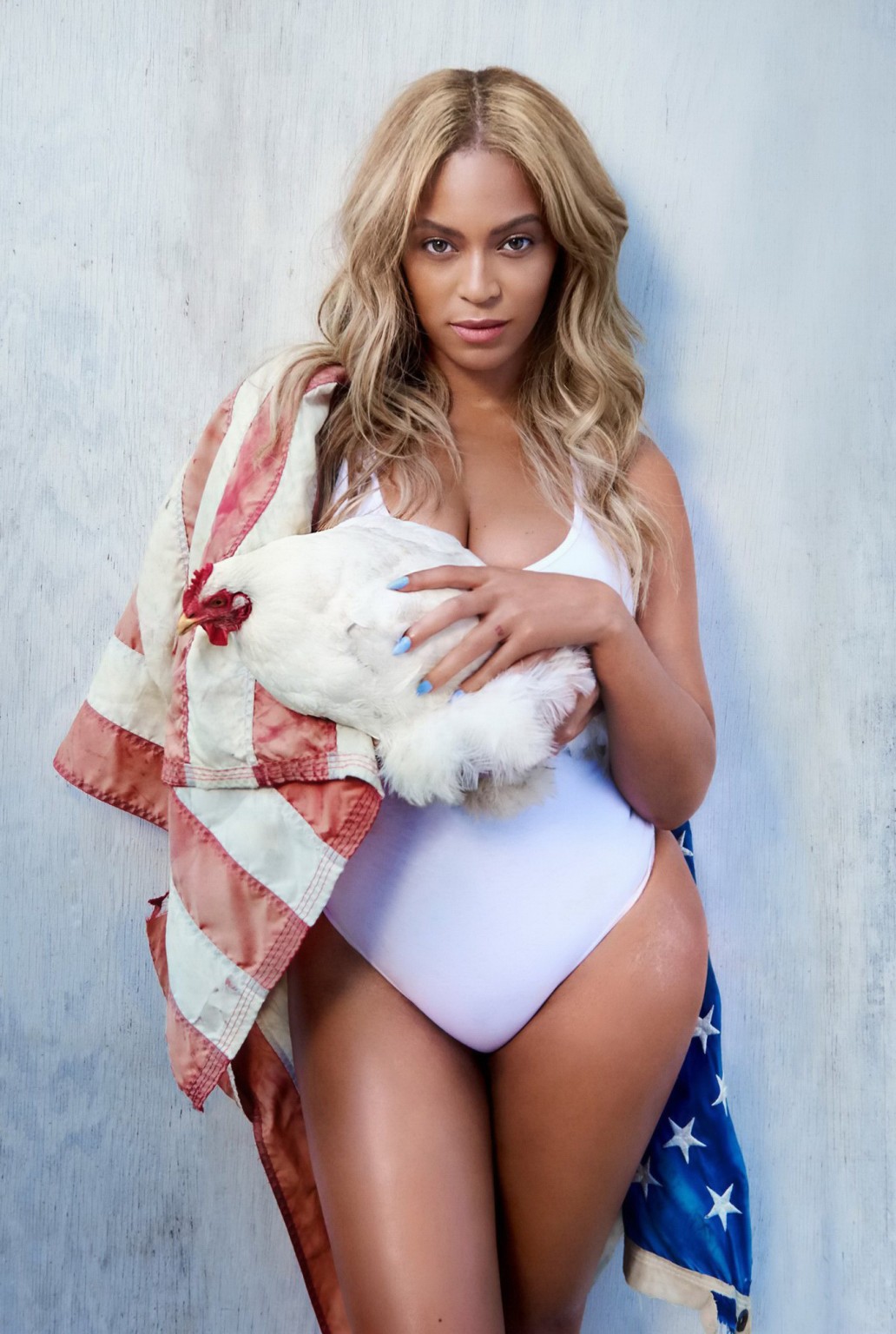 Busty Beyonce showing off her curvy bikini body #75151006
