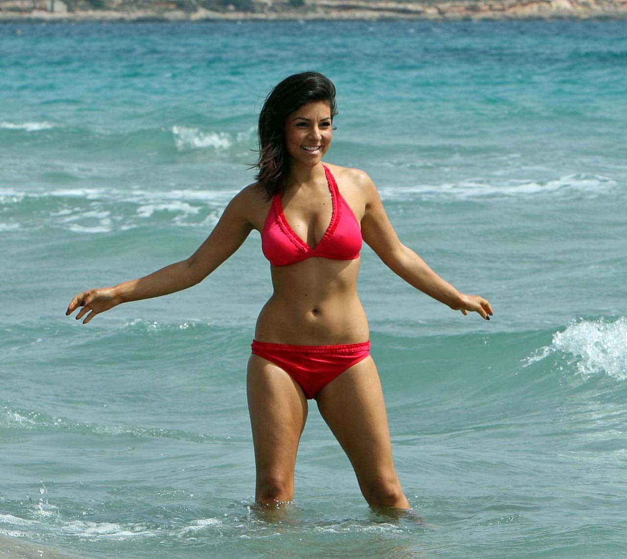 Roxanne pallett sieht sehr sexy im Bikini aus und entblößt ihre Titten und Muschi
 #75304151