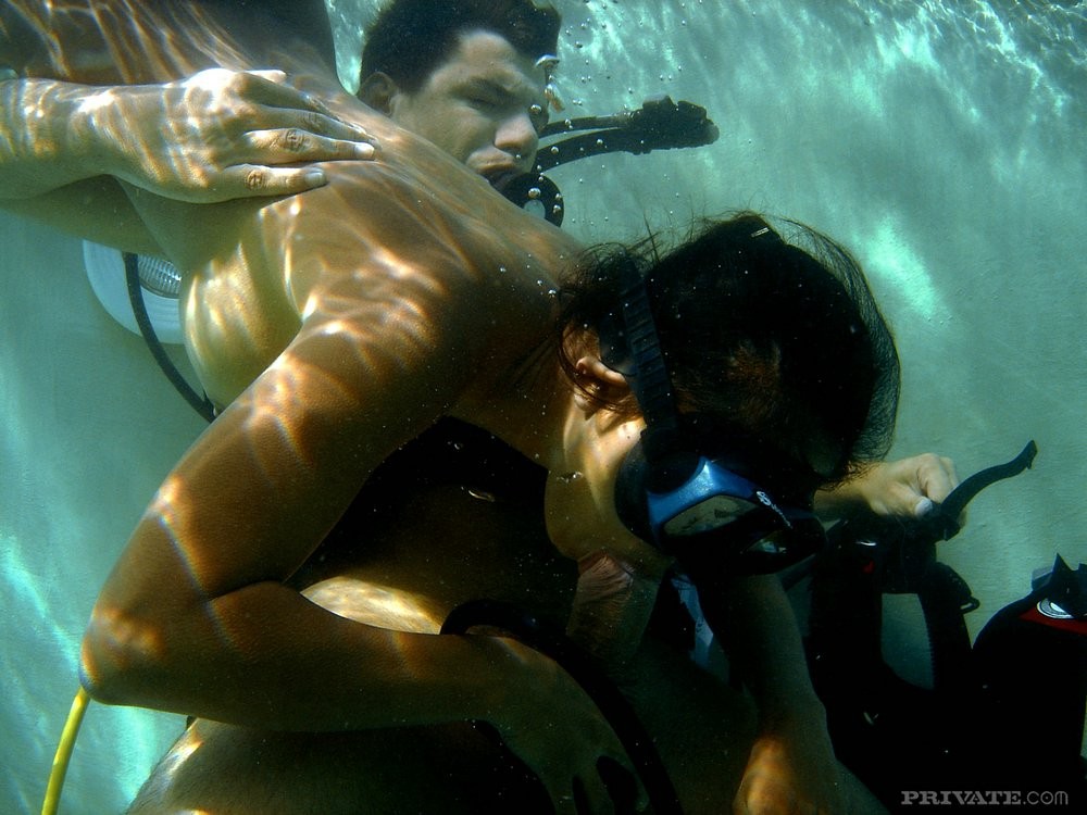 Underwater blowjob and fucking with this horny Asian Priva #68747655