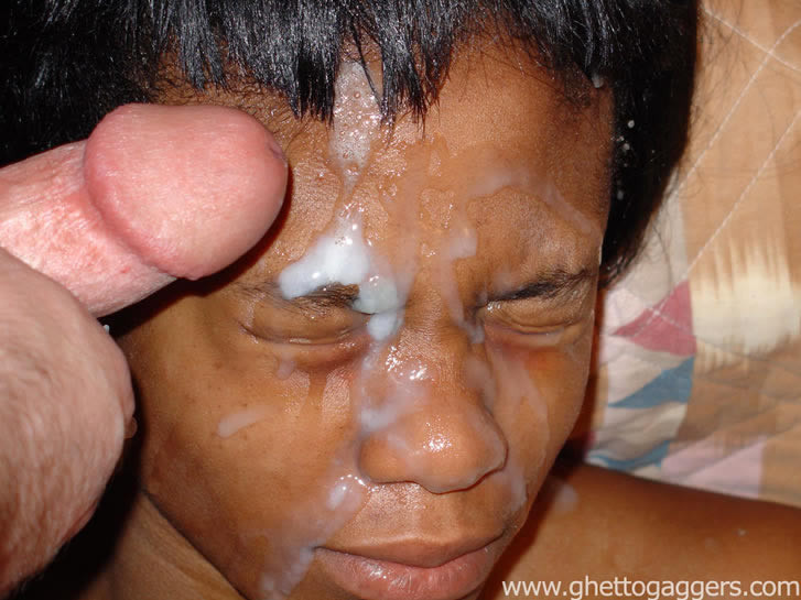 Puta de ébano candi asfixiándose con la polla y recibiendo una corrida facial
 #76090767