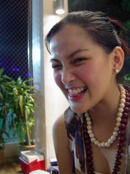 Asiatische coed geht voll nackt in Couch zeigt squeezable Titten
 #69907269