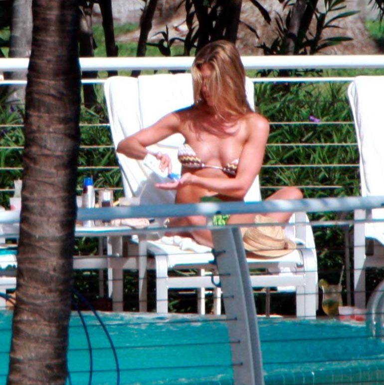 Jennifer Aniston fabulous topless on the beach #75387899
