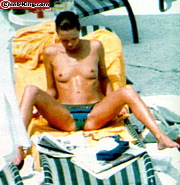 Hot celebrity Kate Moss naked showing off with tiny boobs #75391205