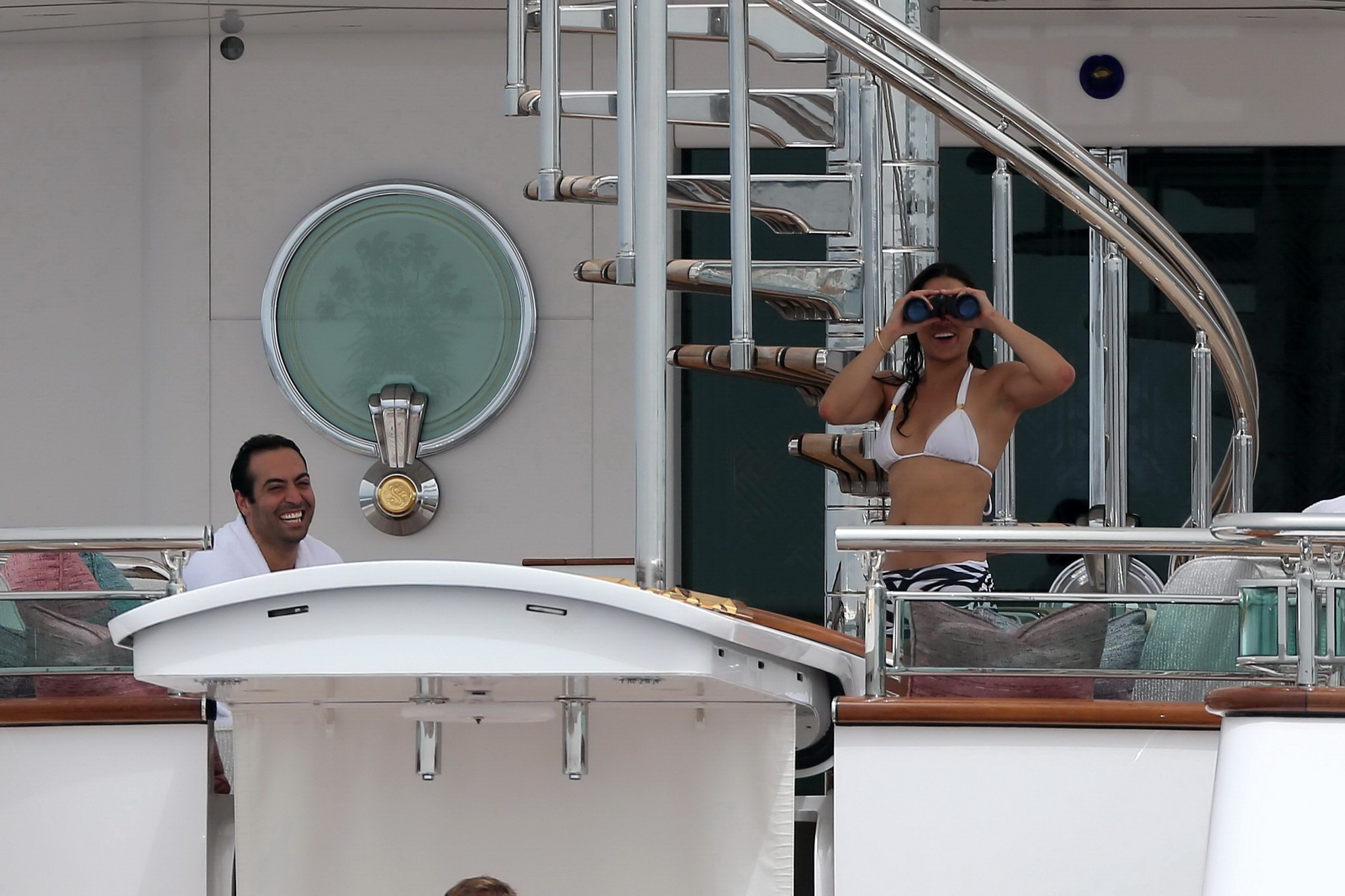 Michelle rodriguez con un bikini monocromático en España
 #75155812
