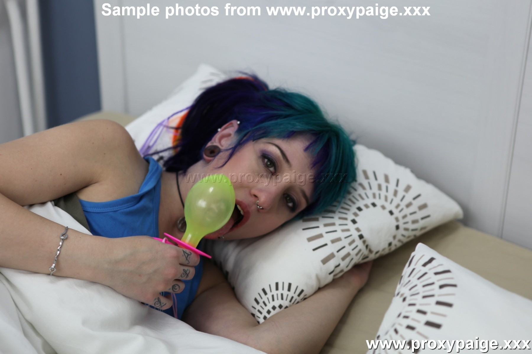 Cute alt teen girl Proxy Paige wakes up with huge cock in her rectum and gapes h #68629099