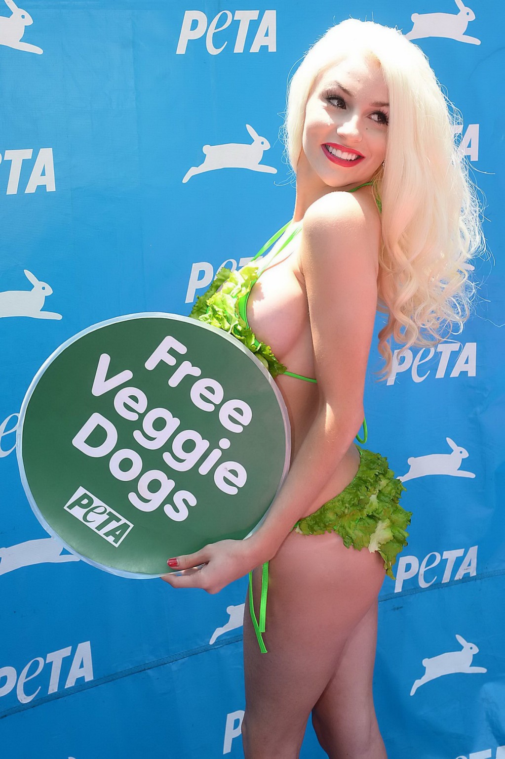 Courtney Stodden shows off her curvy body wearing tiny lettuce leaf bikini in Ho #75223196